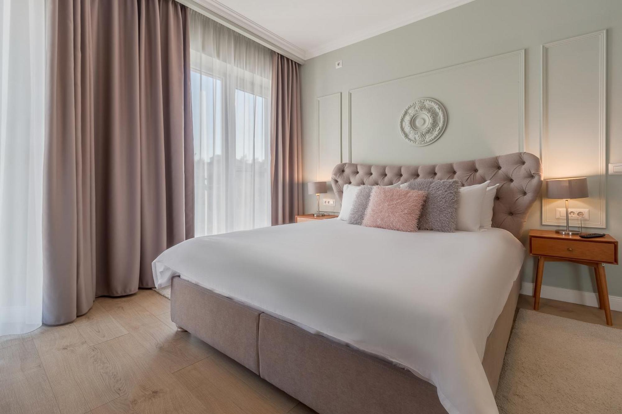 Dozsa Residence Oradea Eksteriør bilde