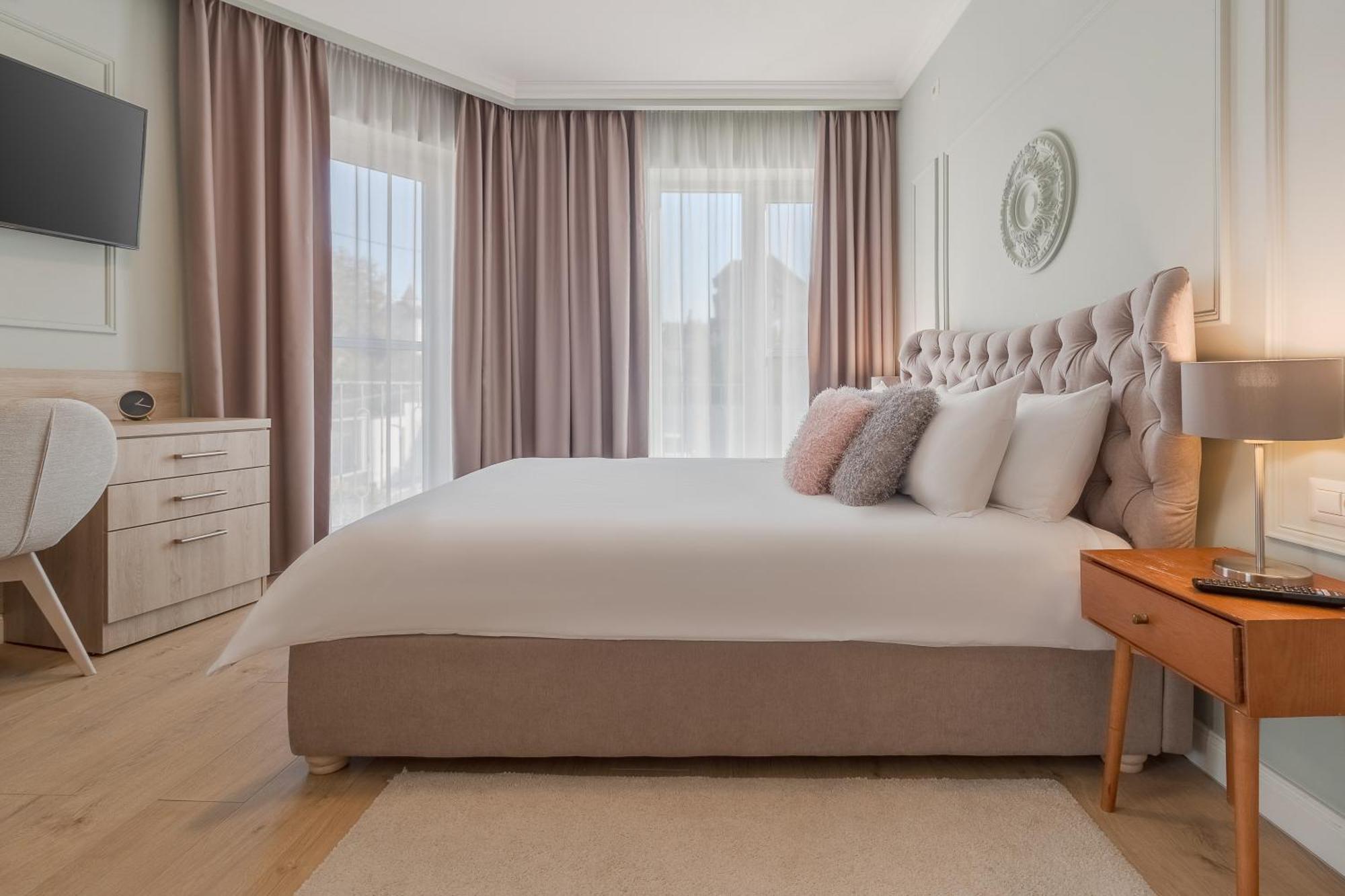 Dozsa Residence Oradea Eksteriør bilde